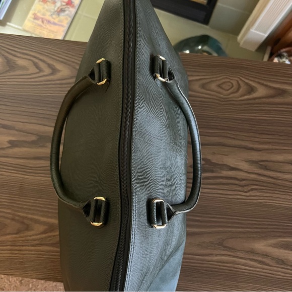 EUC Estée Lauder Weekend Bag - Picture 4 of 8